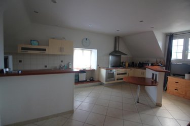 Immeuble a vendre Gestel 56530 Morbihan 497 m2  468120 euros