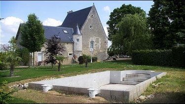 Maison a vendre Saint-Germain-du-Puy 18390 Cher 183 m2 5 pièces 386250 euros