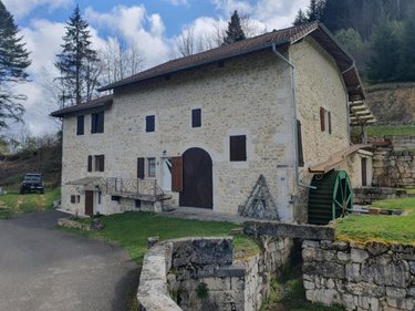 Maison a vendre Le Poizat 01130 Ain 273 m2 8 pièces 650000 euros