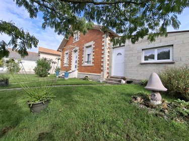 Maison a vendre Pons 17800 Charente-Maritime 84 m2 3 pièces 178364 euros