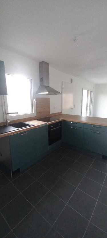 Maison a vendre Pleugueneuc 35720 Ille-et-Vilaine 105 m2 5 pièces 302100 euros