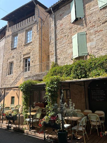 Immeuble a vendre Figeac 46100 Lot 544 m2  497400 euros