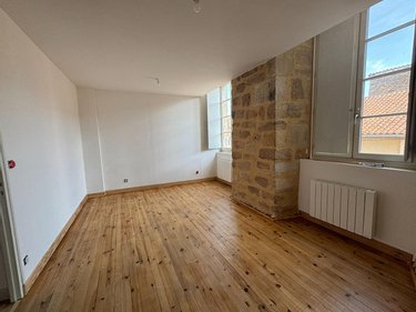 Immeuble a vendre Figeac 46100 Lot 544 m2  497400 euros