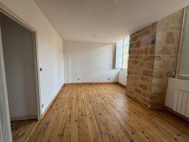 Immeuble a vendre Figeac 46100 Lot 544 m2  497400 euros