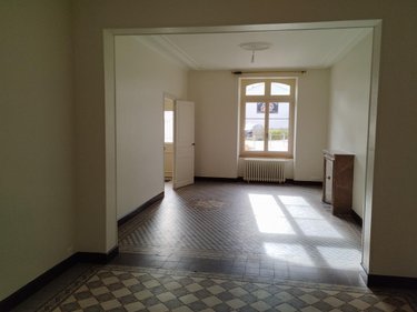 Location maison Neuville-sur-Sarthe 72190 Sarthe 161 m2  1500 euros