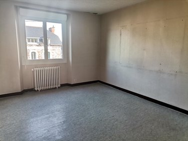 Appartement a vendre Montfort-sur-Meu 35160 Ille-et-Vilaine 90 m2 3 pièces 136000 euros