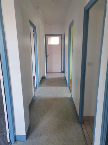 Appartement a vendre Montfort-sur-Meu 35160 Ille-et-Vilaine 90 m2 3 pièces 136000 euros