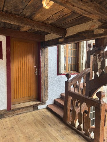 Immeuble a vendre Figeac 46100 Lot 260 m2  260500 euros