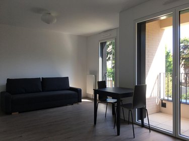 Location appartement Rennes 35000 Ille-et-Vilaine 29 m2 1 pièce 582 euros