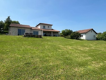 Maison a vendre Figeac 46100 Lot 159 m2 7 pièces 296000 euros