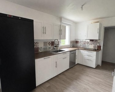 Location maison Malestroit 56140 Morbihan 100 m2  1175 euros