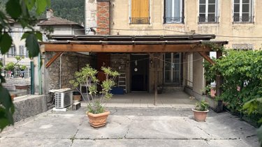 Appartement a vendre Nantua 01130 Ain 218 m2  168000 euros