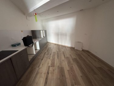 Location fonds et murs commerciaux Cambrai 59400 Nord 70 m2  1100 euros