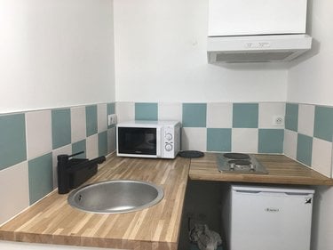 Location appartement Rennes 35000 Ille-et-Vilaine 11 m2 1 pièce 410 euros