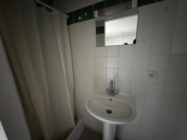 Location appartement Dole 39100 Jura 15 m2 1 pièce 250 euros