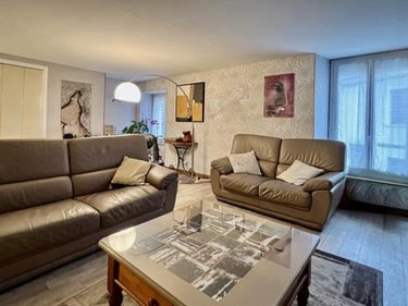 Immeuble a vendre Durtal 49430 Maine-et-Loire 137 m2  95000 euros