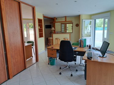 Fonds et murs commerciaux a vendre Kermaria-Sulard 22450 Côtes-d'Armor 498 m2  364000 euros