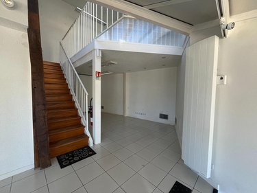 Location divers Montfort-sur-Meu 35160 Ille-et-Vilaine 74 m2  1090 euros