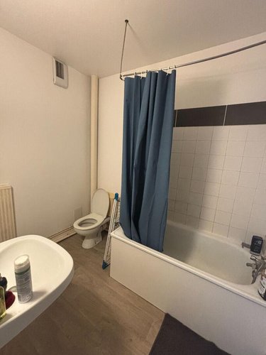 Location appartement Rennes 35000 Ille-et-Vilaine 23 m2 1 pièce 445 euros