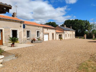 Maison a vendre Tancoigné 49310 Maine-et-Loire 233 m2 8 pièces 298400 euros