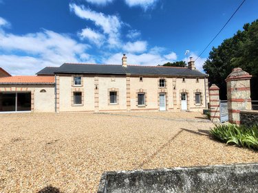 Maison a vendre Tancoigné 49310 Maine-et-Loire 233 m2 8 pièces 298400 euros