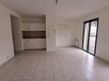 Appartement a vendre Montfort-sur-Meu 35160 Ille-et-Vilaine 46 m2 2 pièces 127000 euros