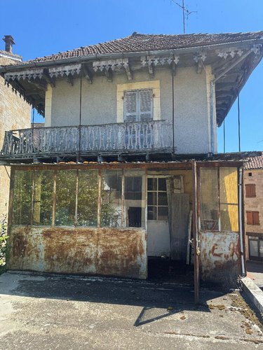Maison a vendre Lacapelle-Marival 46120 Lot 141 m2 6 pièces 149000 euros