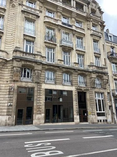 Location fonds et murs commerciaux Rouen 76000 Seine-Maritime 63 m2  840 euros