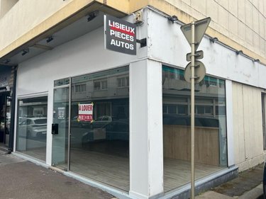Fonds et murs commerciaux a vendre Lisieux 14100 Calvados 69 m2  115400 euros