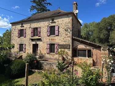 Maison a vendre Figeac 46100 Lot 489 m2 14 pièces 843000 euros