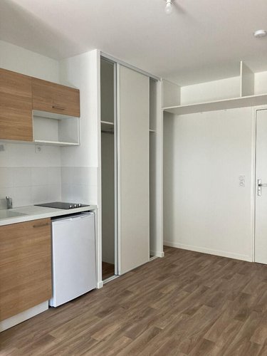 Location appartement Rennes 35000 Ille-et-Vilaine 24 m2 1 pièce 530 euros