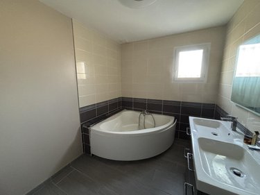 Maison a vendre Val d'Erdre-Auxence 49370 Maine-et-Loire 93 m2 4 pièces 198799 euros