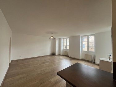 Appartement a vendre Figeac 46100 Lot 70 m2 3 pièces 136900 euros
