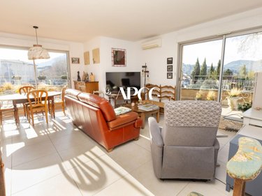 Viager appartement Vaison-la-Romaine 84110 Vaucluse 78 m2 3 pièces 230000 euros