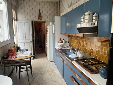 Immeuble a vendre Guingamp 22200 Côtes-d'Armor 165 m2  227360 euros