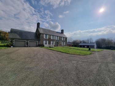 Maison a vendre Isigny-le-Buat 50540 Manche 288 m2 8 pièces 497900 euros