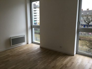 Location appartement Rennes 35000 Ille-et-Vilaine 23 m2 1 pièce 484 euros