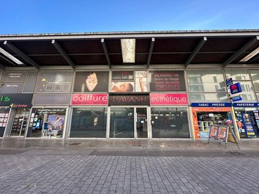 Location divers Saint-Jacques-de-la-Lande 35136 Ille-et-Vilaine 186 m2  1643 euros