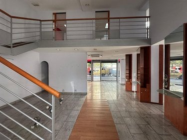 Location divers Saint-Jacques-de-la-Lande 35136 Ille-et-Vilaine 186 m2  1458 euros