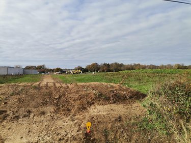 Terrain a batir a vendre Montfort-sur-Meu 35160 Ille-et-Vilaine 1181 m2  92032 euros