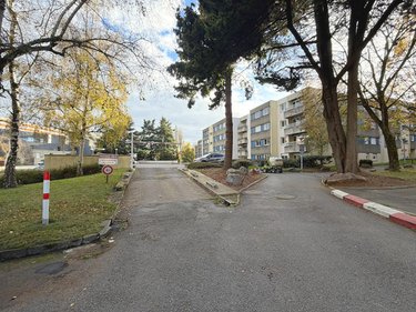 Garage et parking a vendre Rennes 35000 Ille-et-Vilaine 12 m2  19600 euros