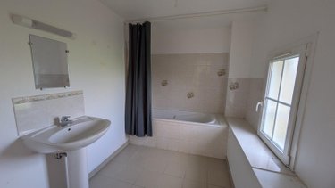 Maison a vendre Saint-Sauveur-le-Vicomte 50390 Manche 99 m2 4 pièces 166600 euros