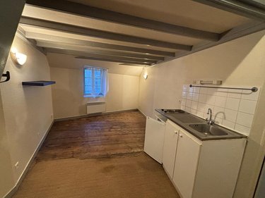 Location appartement Rennes 35000 Ille-et-Vilaine 18 m2 1 pièce 484 euros