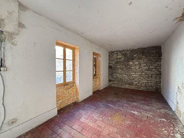 Immeuble a vendre Chagny 71150 Saône-et-Loire 145 m2  169600 euros