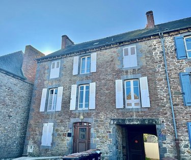 Maison a vendre Merdrignac 22230 Côtes-d'Armor 230 m2 10 pièces 137000 euros