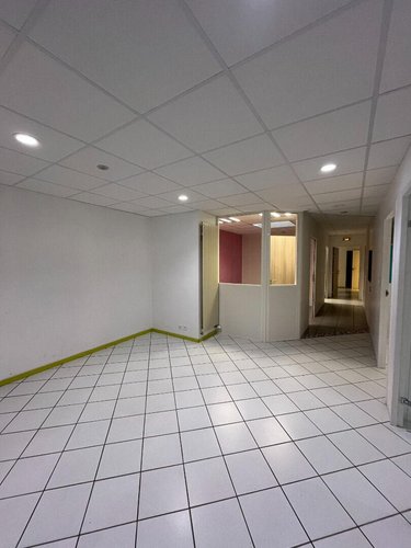 Location divers Montfort-sur-Meu 35160 Ille-et-Vilaine 160 m2  1000 euros