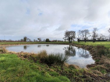 Maison a vendre Cléré-sur-Layon 49560 Maine-et-Loire 213 m2 9 pièces 277600 euros