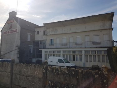 Fonds et murs commerciaux a vendre Val-d'Oust 56460 Morbihan 350 m2  228580 euros