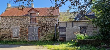 Immeuble a vendre Saint-Benoît-des-Ondes 35114 Ille-et-Vilaine 218 m2  582400 euros