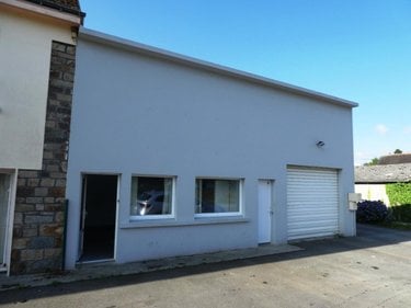 Fonds et murs commerciaux a vendre Lignol 56160 Morbihan 260 m2  69180 euros